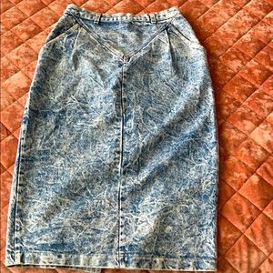 Vintage 90s acid wash denim skirt